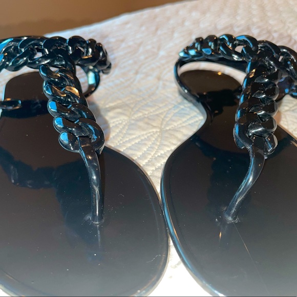 •Guess black sandals - Picture 4 of 5